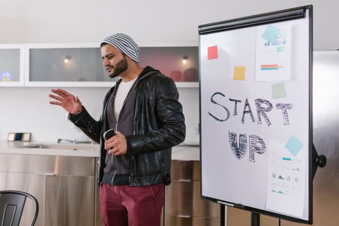Como Abrir uma Empresa do Zero: Passo a Passo - imagem via Pexels, foto de RDNE Stock project